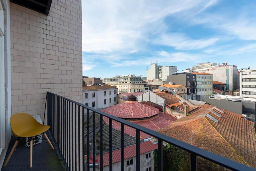 Sao Bento Bright Studio Porto Luaran gambar