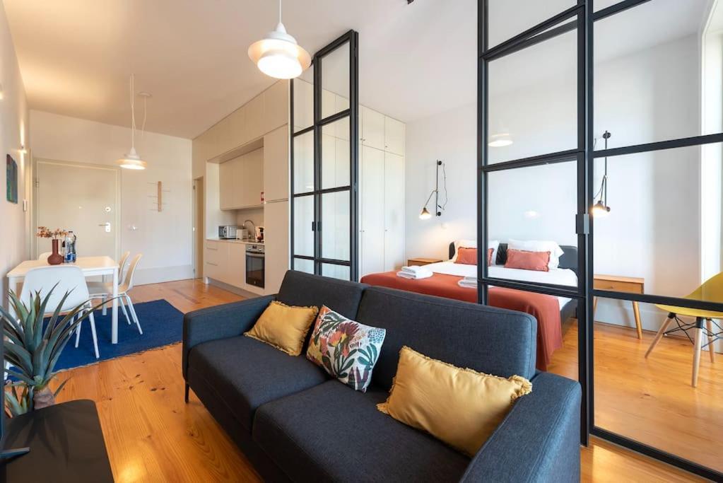 Sao Bento Bright Studio Porto Luaran gambar
