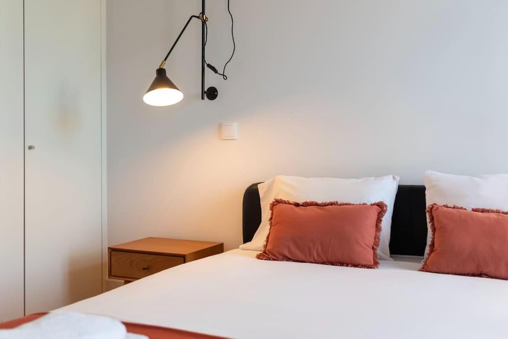 Sao Bento Bright Studio Porto Luaran gambar