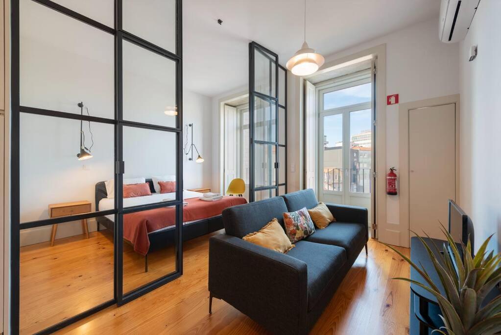 Sao Bento Bright Studio Porto Luaran gambar